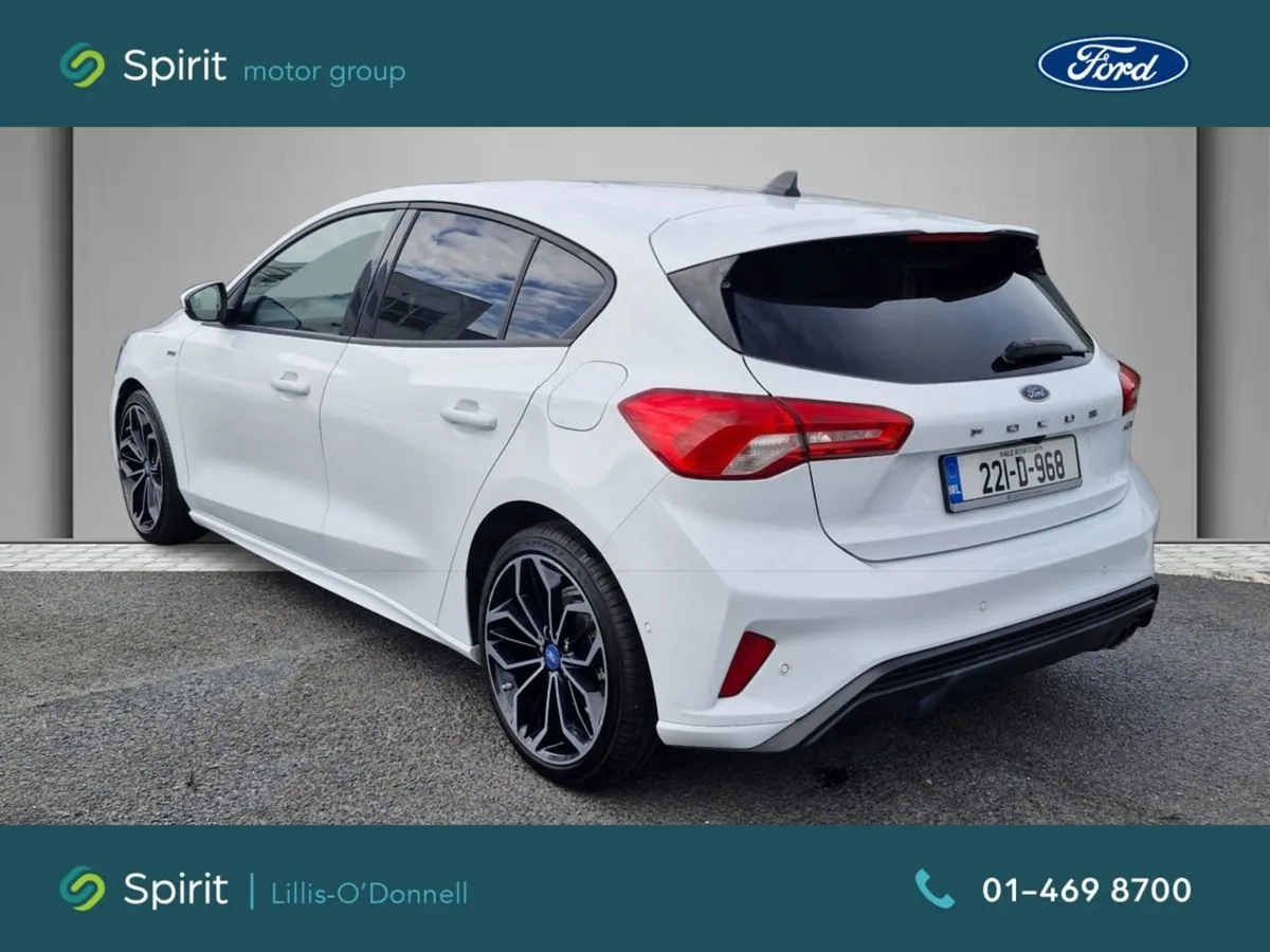 Ford Focus 1.0t Ecoboost Hybrid 125PS St-line - Image 3