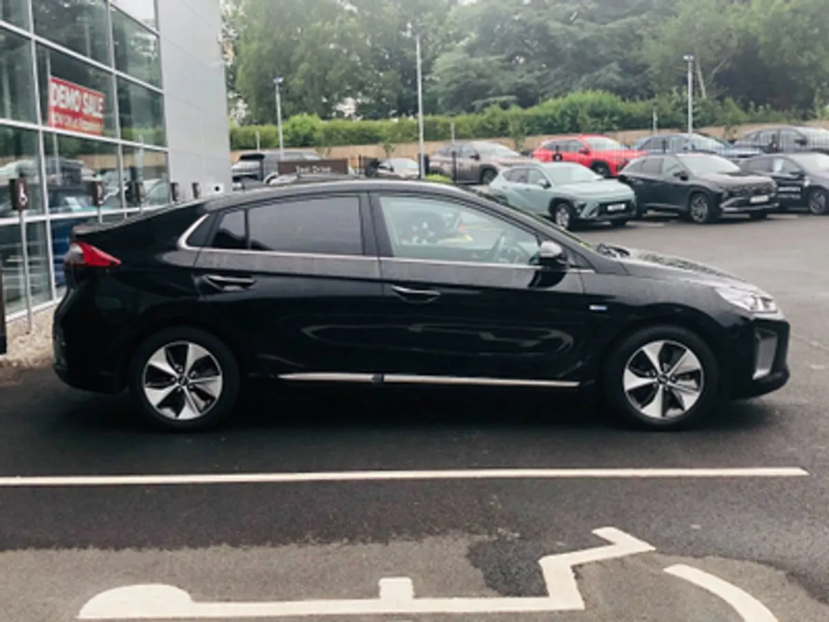 Hyundai Ioniq EV Premium 28kwh  12 Month Warranty - Image 4