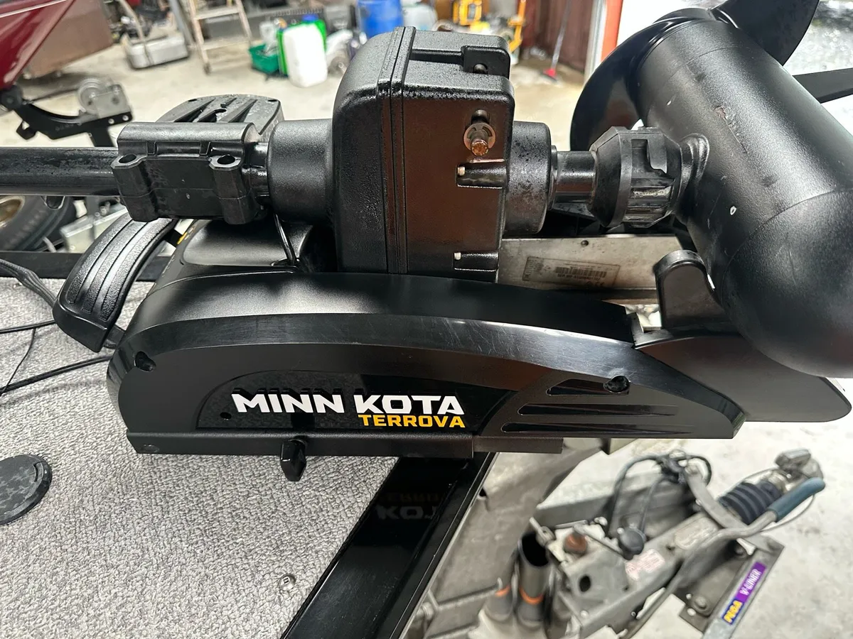 Minn Kota Terrova 24v - Image 1