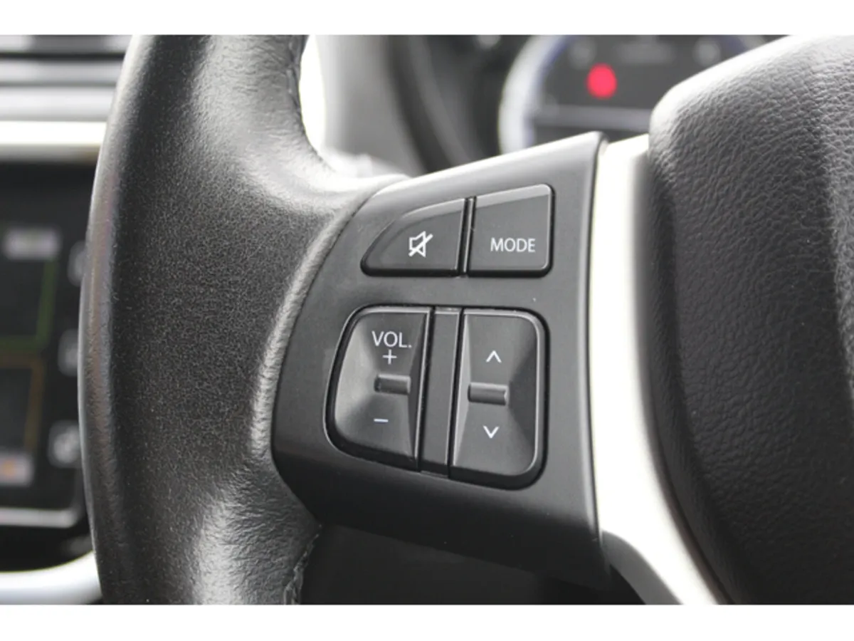 Suzuki SX4 2019 1.6 Diesel *warranty* - Image 4