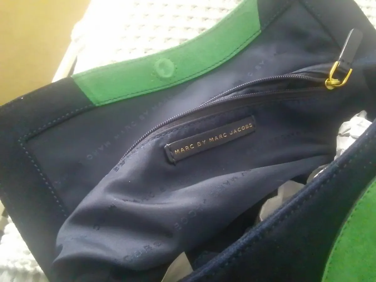 MARC JACOBS LEATHER SUEDE CLUTCH BAG - Image 2