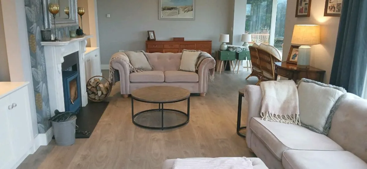 Large round Coffee table - Image 2