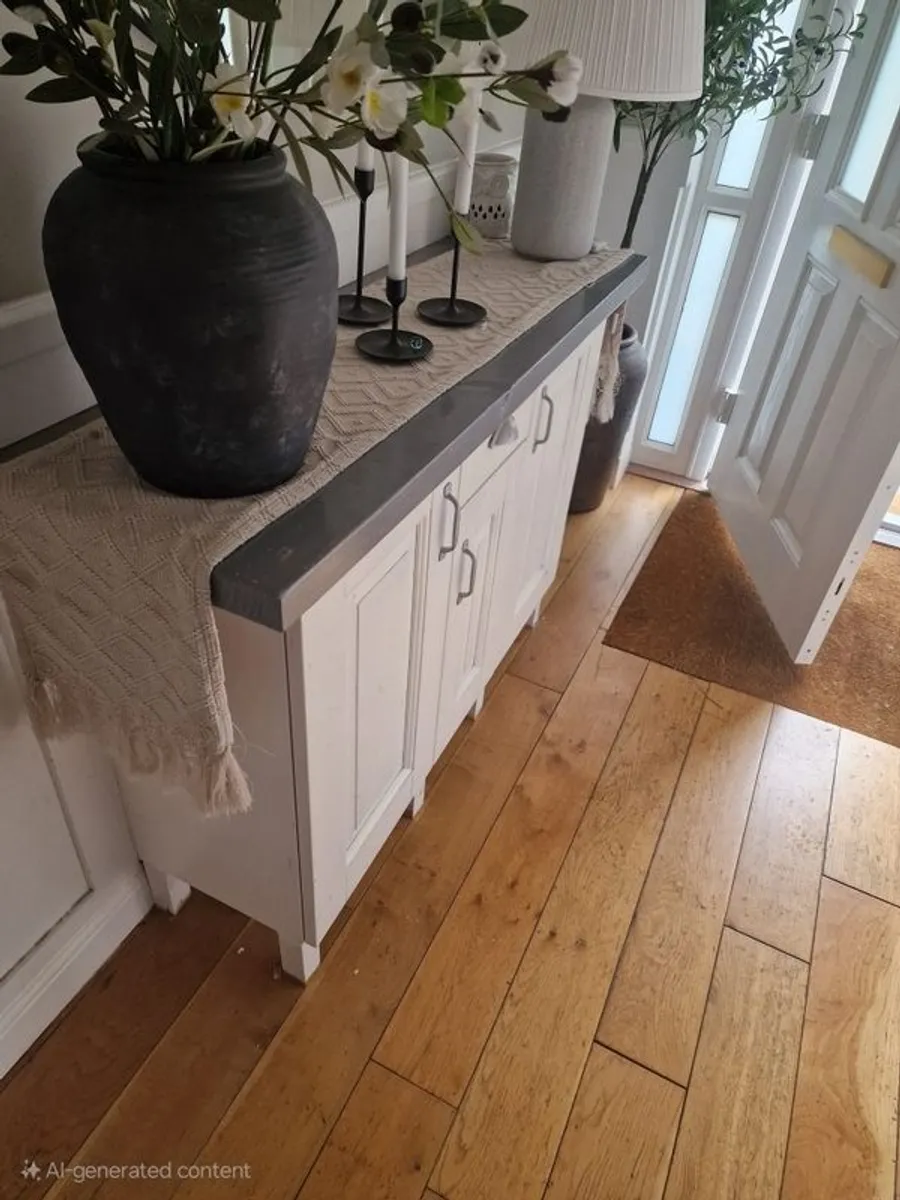 Hall table/sideboard - Image 3