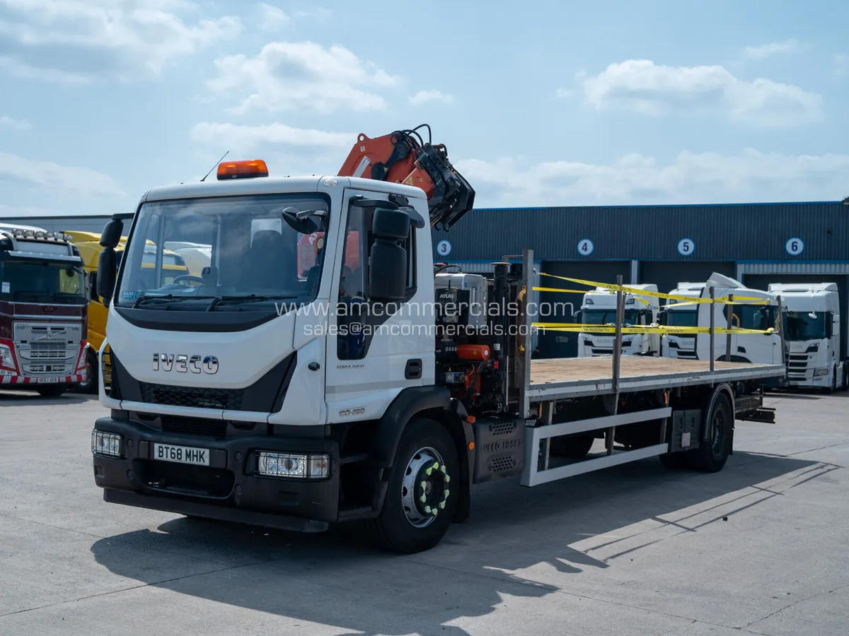 2019 (68) IVECO 180-250 CRANE MOUNTED FLATBED - Image 3