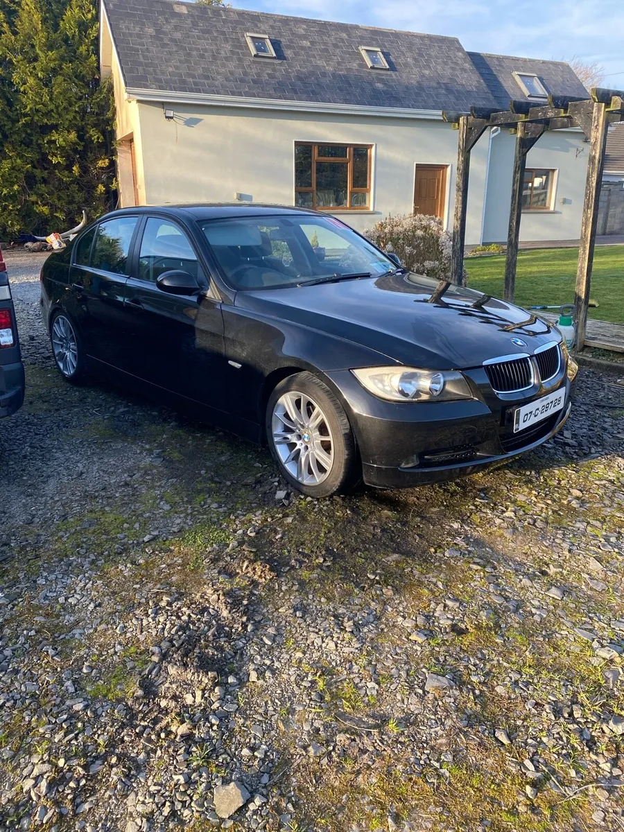 BMW e90 318d - Image 2