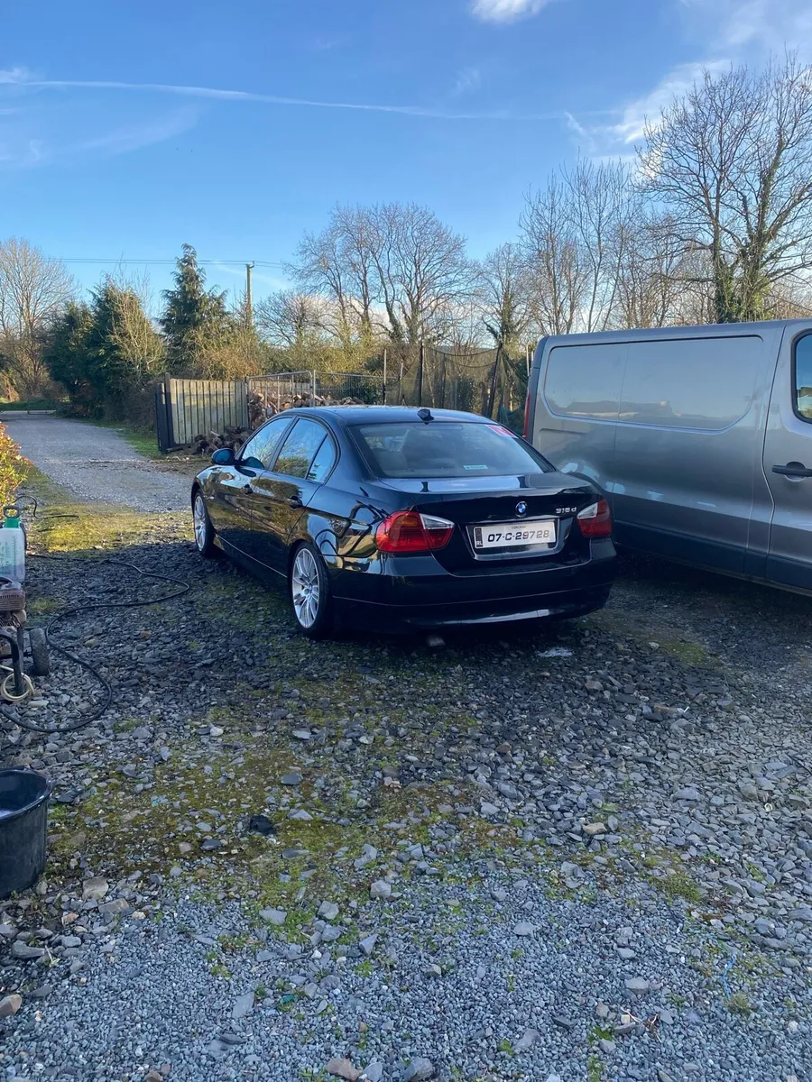 BMW e90 318d - Image 4