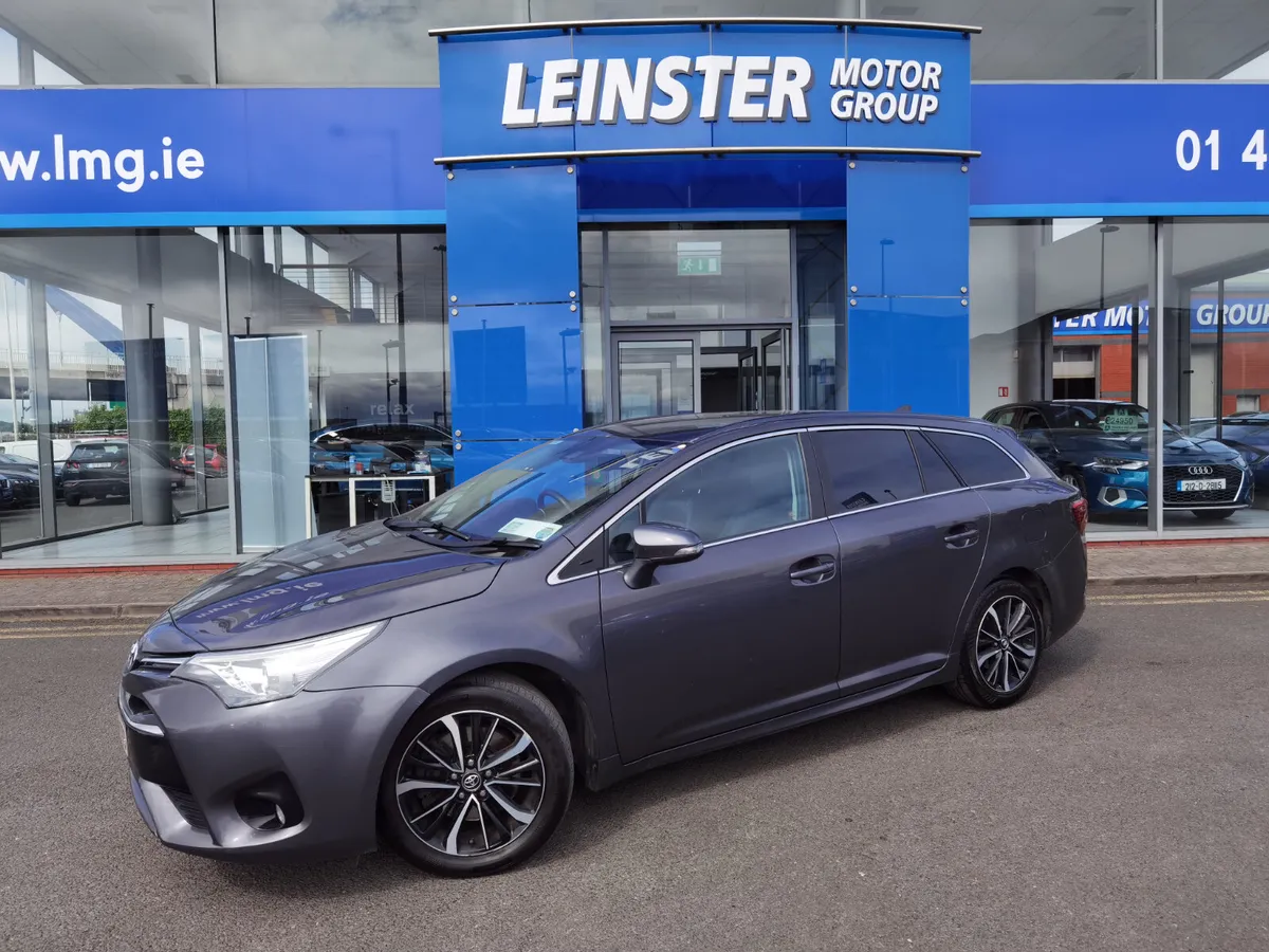 TOYOTA AVENSIS 2.0D SOL ESTATE - Image 1
