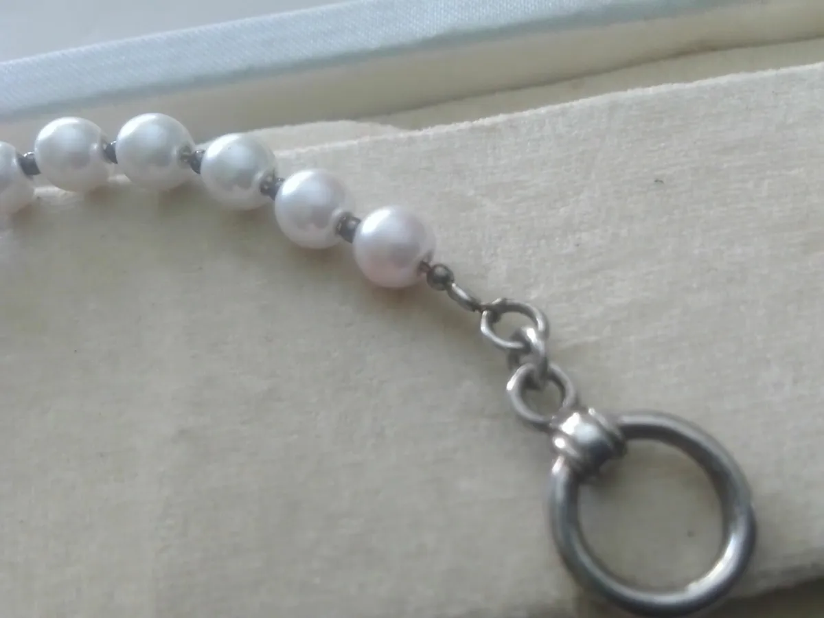 VINTAGE STERLING SILVER FRESHWATER PEARL BRACELET - Image 4