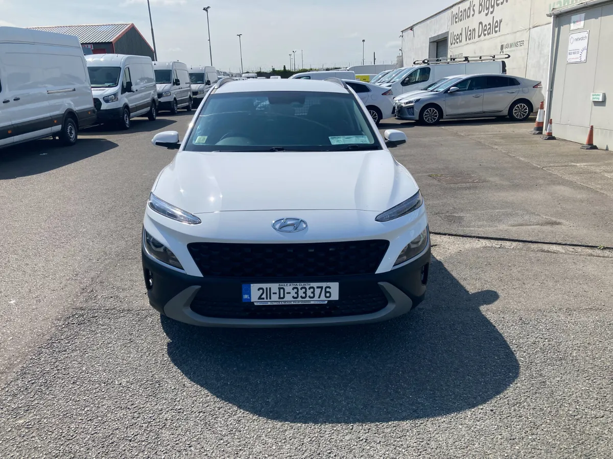 Hyundai KONA 2021 - Image 2