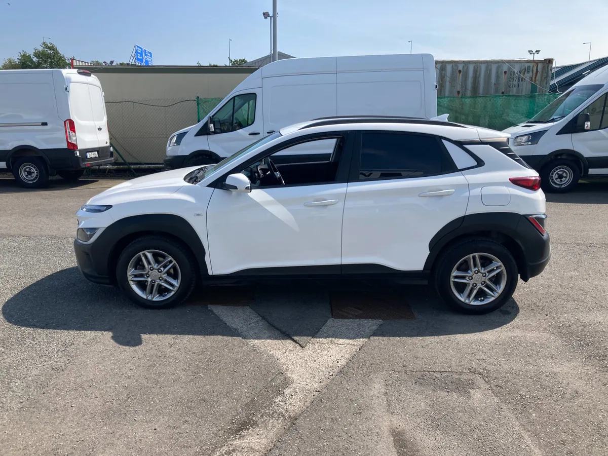 Hyundai KONA 2021 - Image 4
