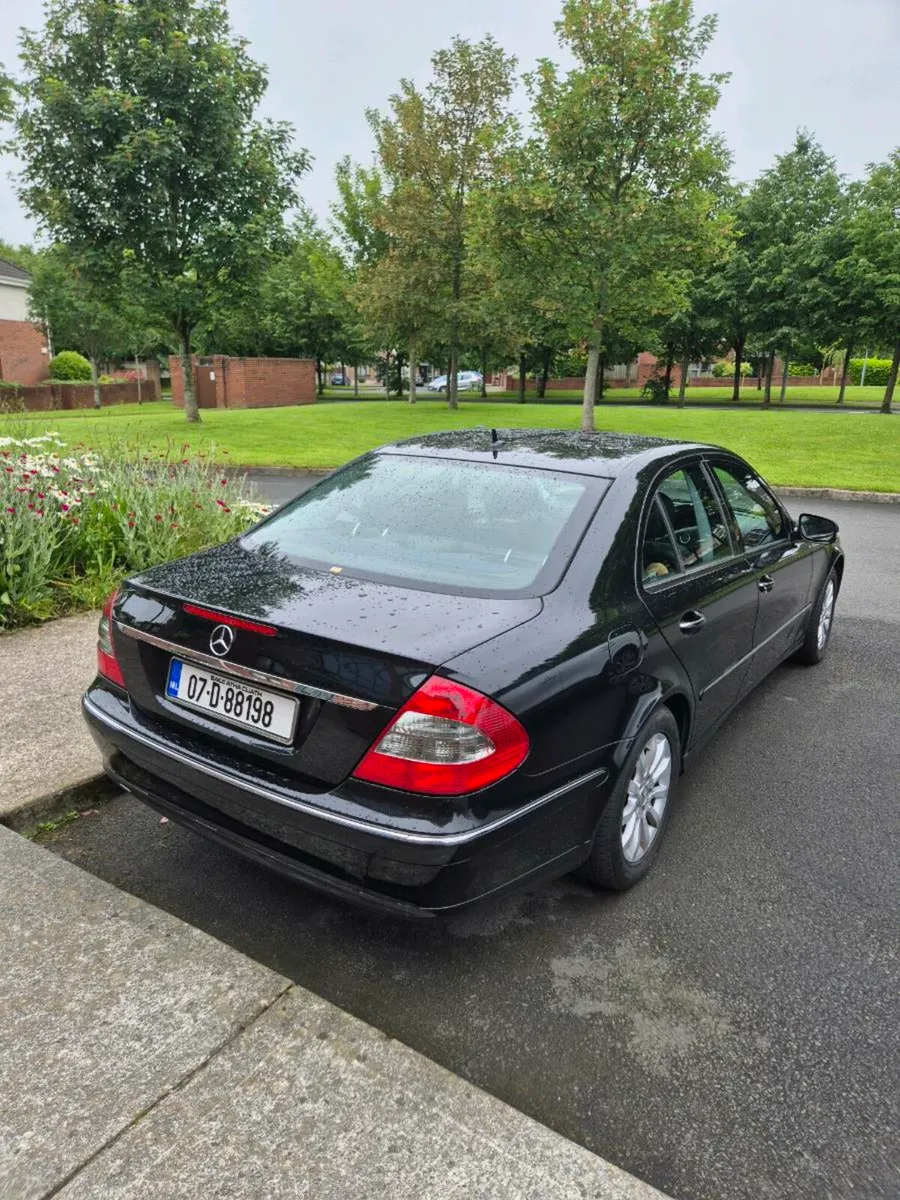 Mercedes E 200 kompressor - Image 1