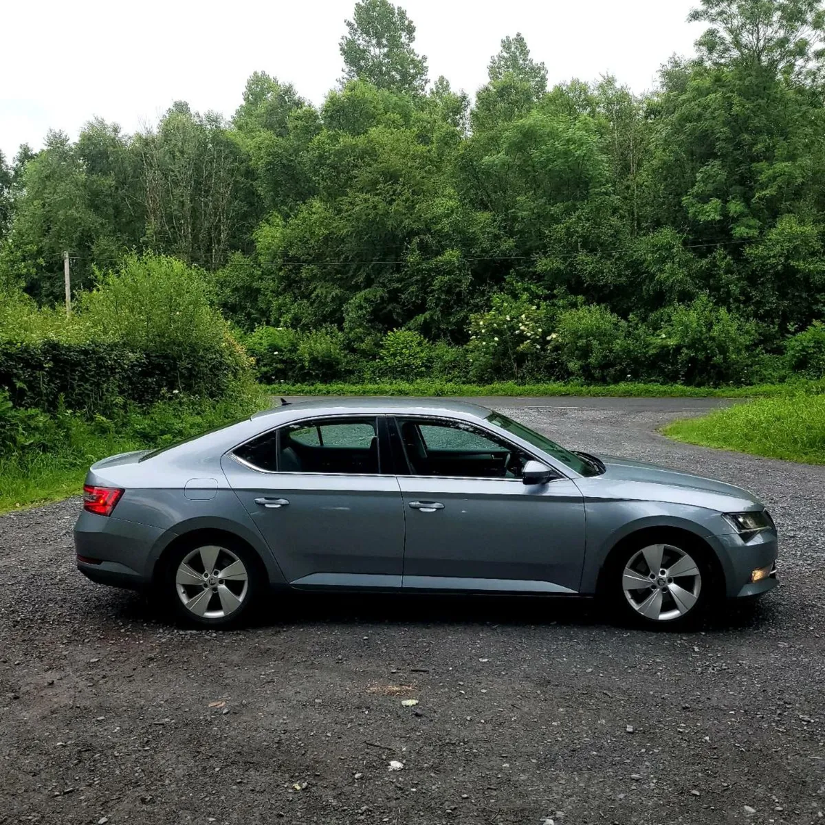 Skoda Superb - Image 4