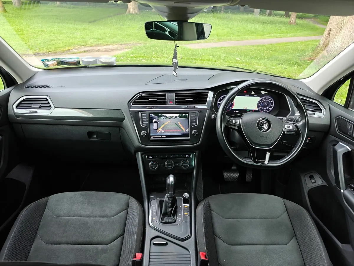 VW Tiguan Highline 2.0 TDI 150BHP AUTO 7 Speed DSG - Image 4