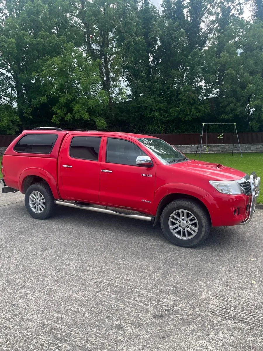 Toyota Hilux - Image 1