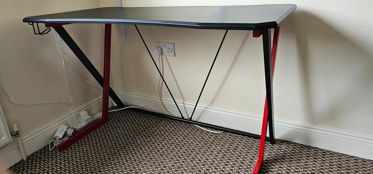 Gaming desk - Image 3