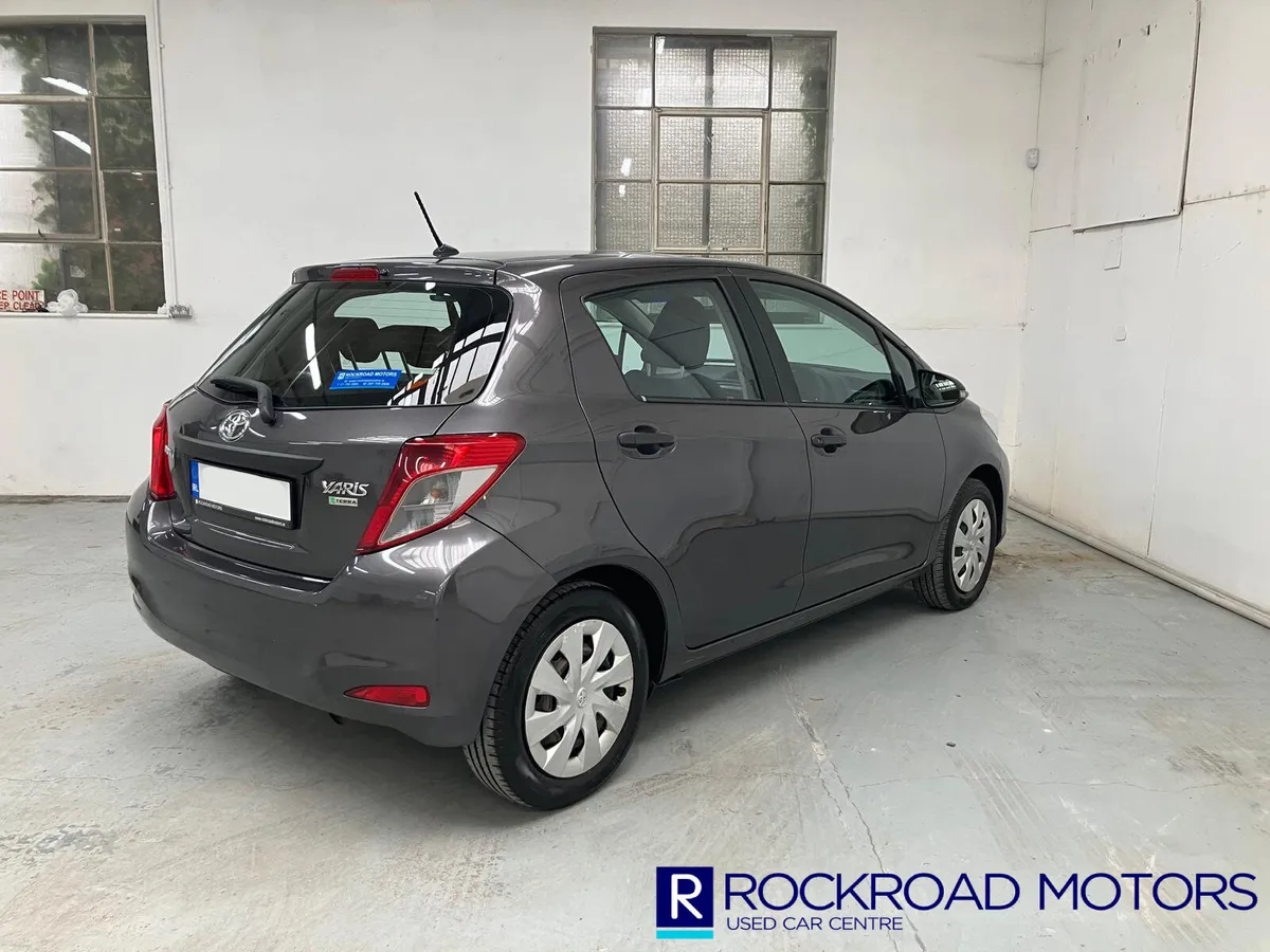 Toyota Yaris 1.0 Terra, 2012 - Image 4