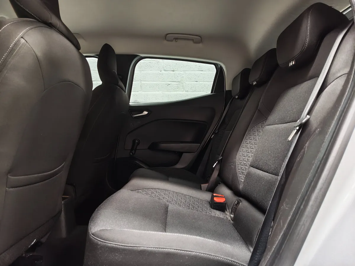 Renault Clio 2021 1.0 DYNAMIQUE SPEC - Image 3