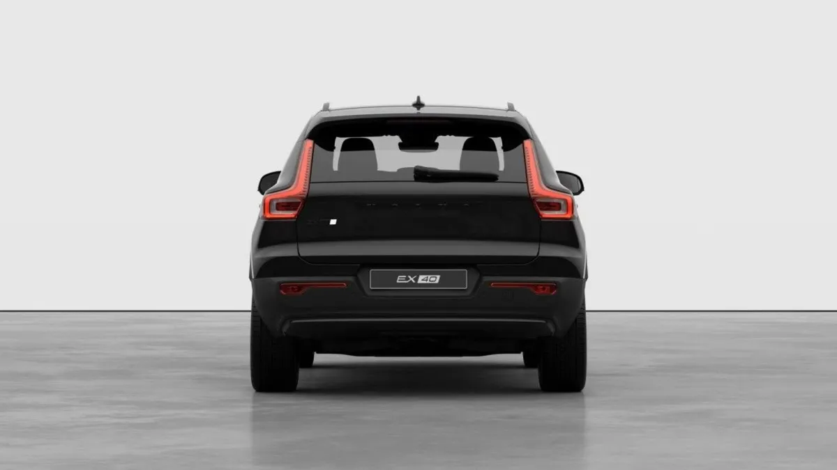 Volvo EX40 Black Edition Plus Extended Range - Image 3