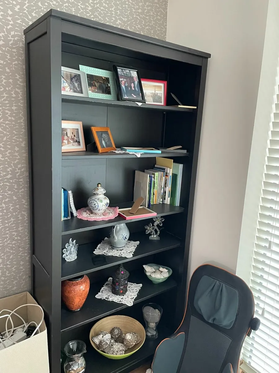 Matching shelving units for office or living room - Image 1