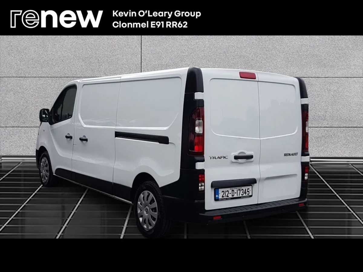 Renault Trafic Trafic Ll30 Energy DCI 120 BUS - Image 4
