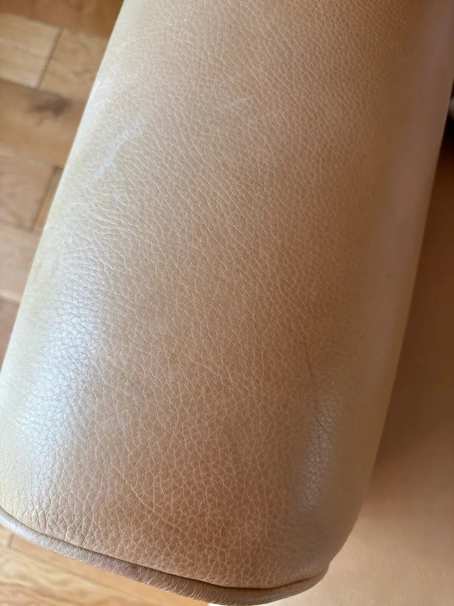Leather chair - Image 2
