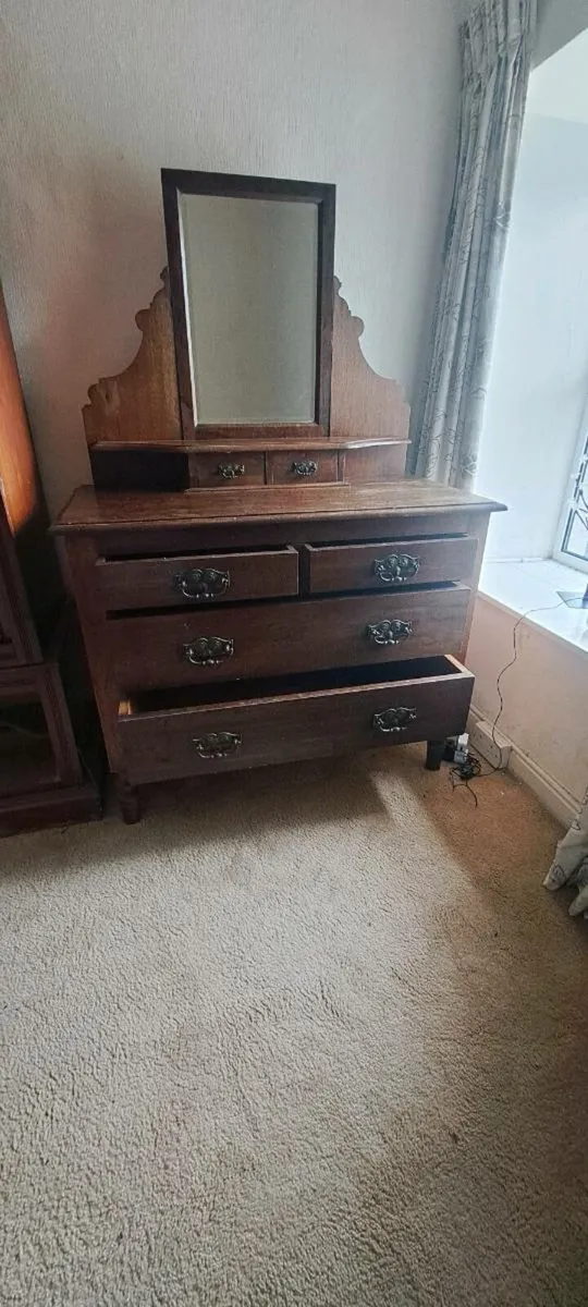 Dressing tables - Image 2