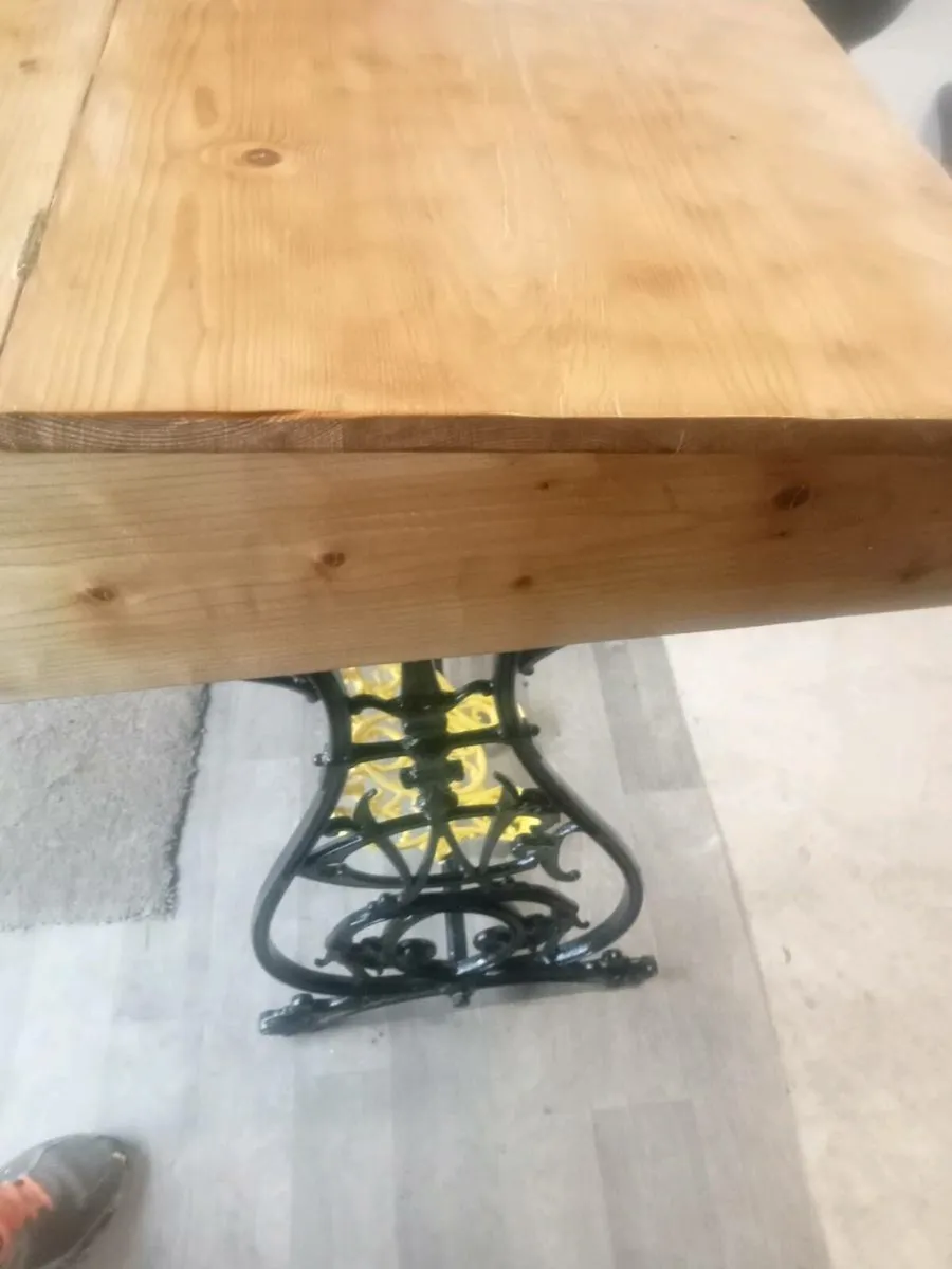 Old sloped writing desk - Image 1