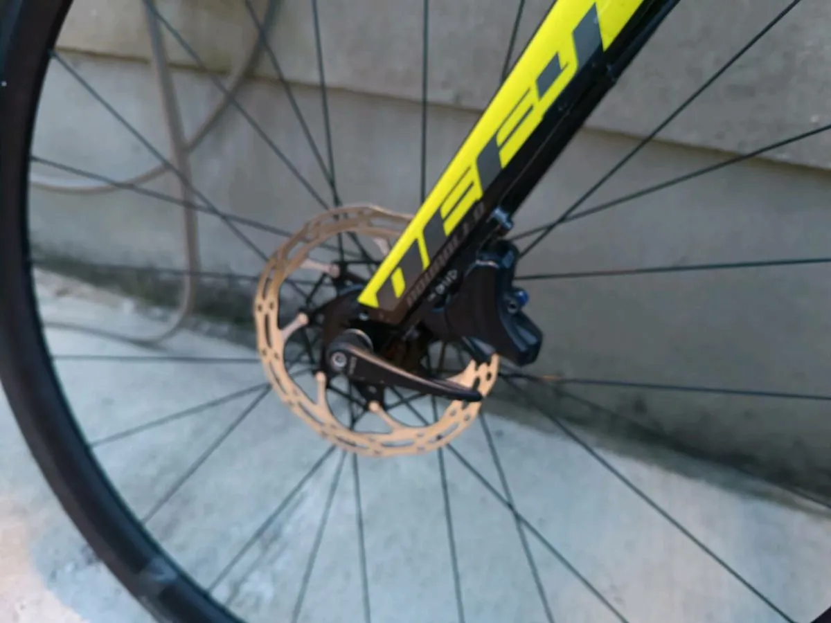 Carbon bike giant defy - Image 2