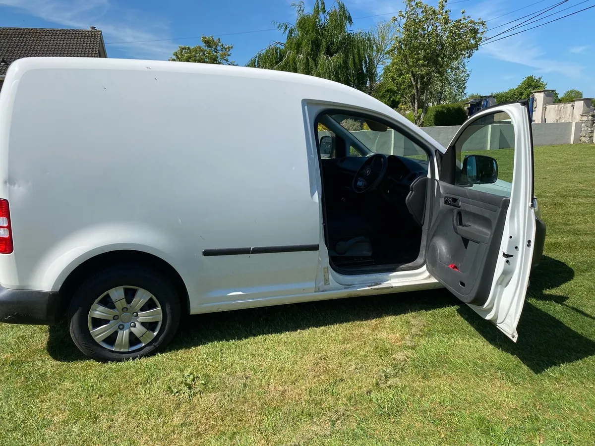 VW Caddy Van 2014 - Image 3