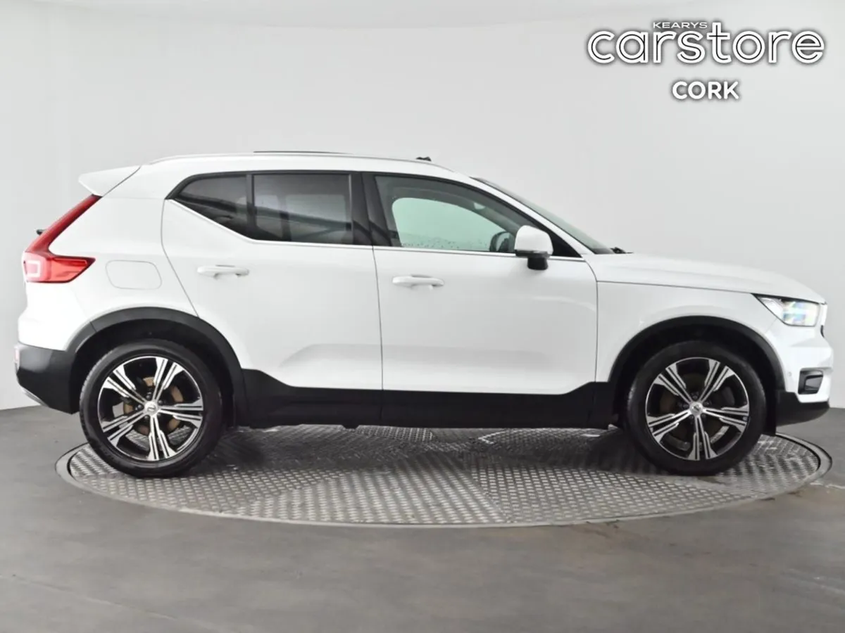 Volvo XC40 Phev T4 (197hp) Insciption Exp FWD - Image 2