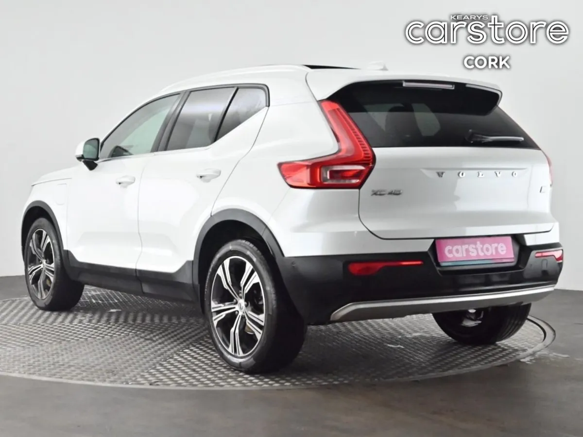 Volvo XC40 Phev T4 (197hp) Insciption Exp FWD - Image 3
