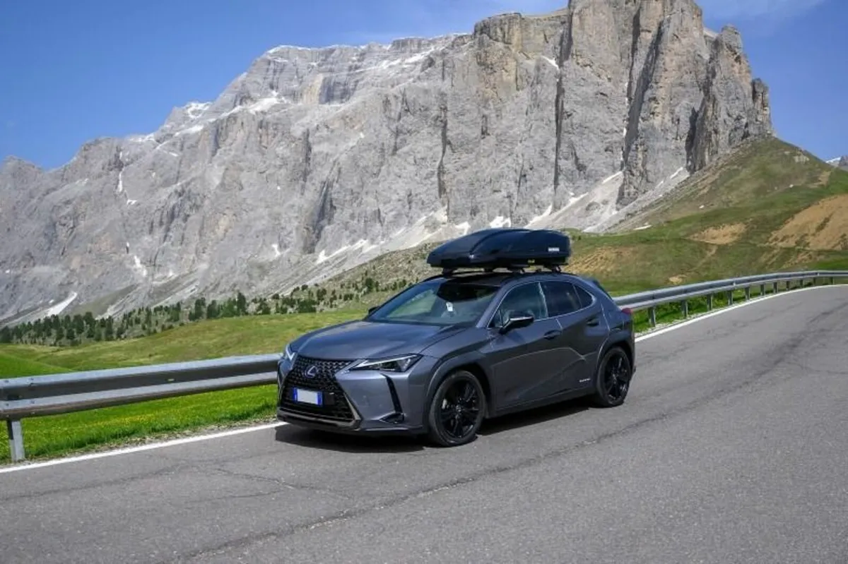 Menabo Starla 500 Dark Duo Holiday Roof Boxes - Image 3