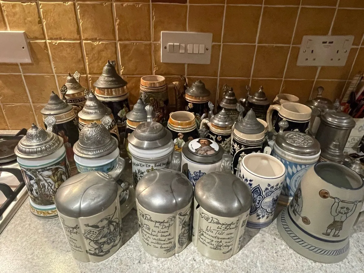 Drinking tankards - Image 1