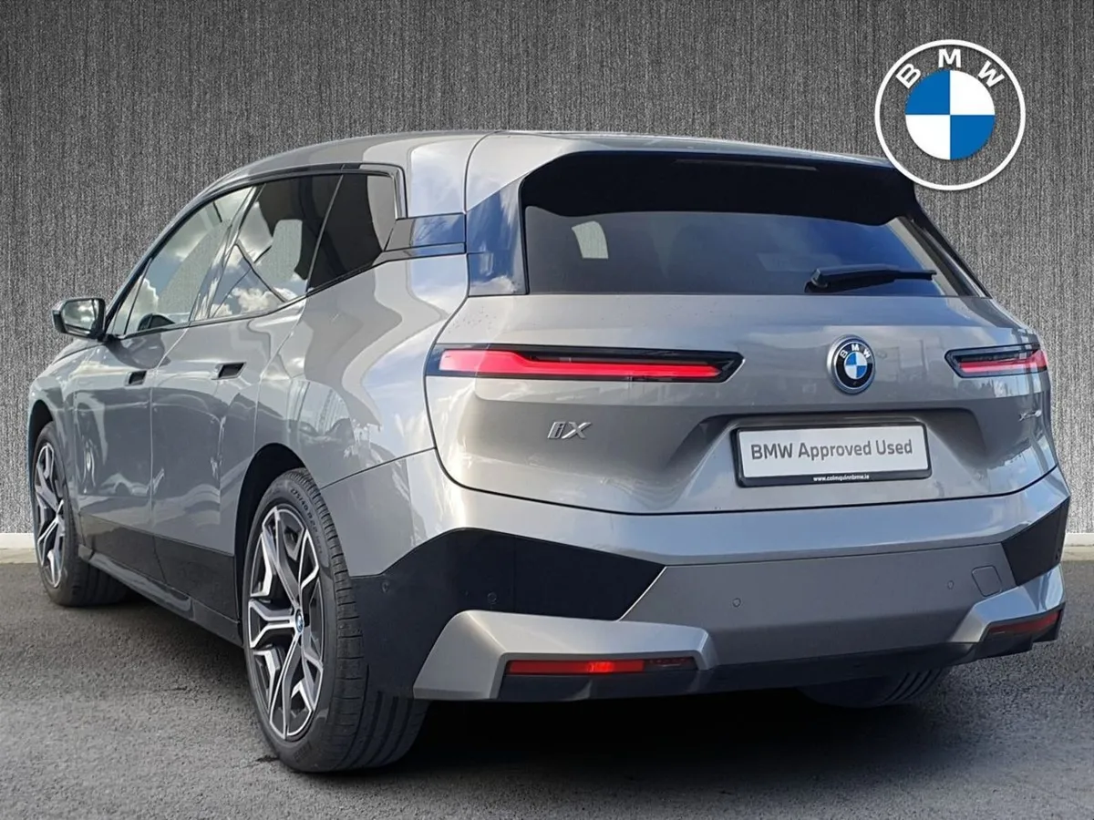 BMW IX Xdrive40 M Sport - Image 3