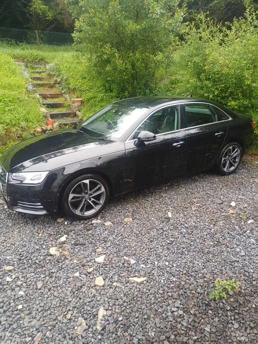 Audi A4 2018 - Image 1