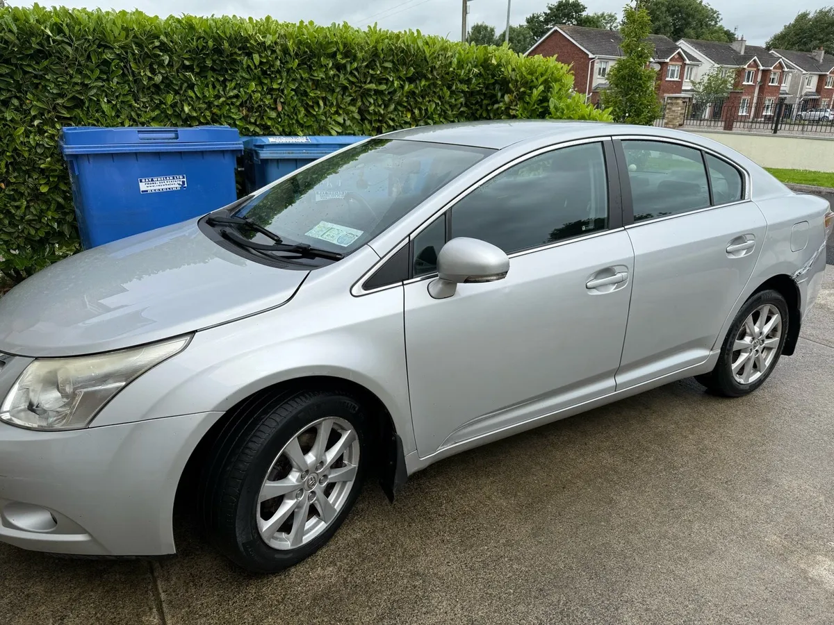 2010 Toyota Avensis 2.0D4D Terra - Image 2