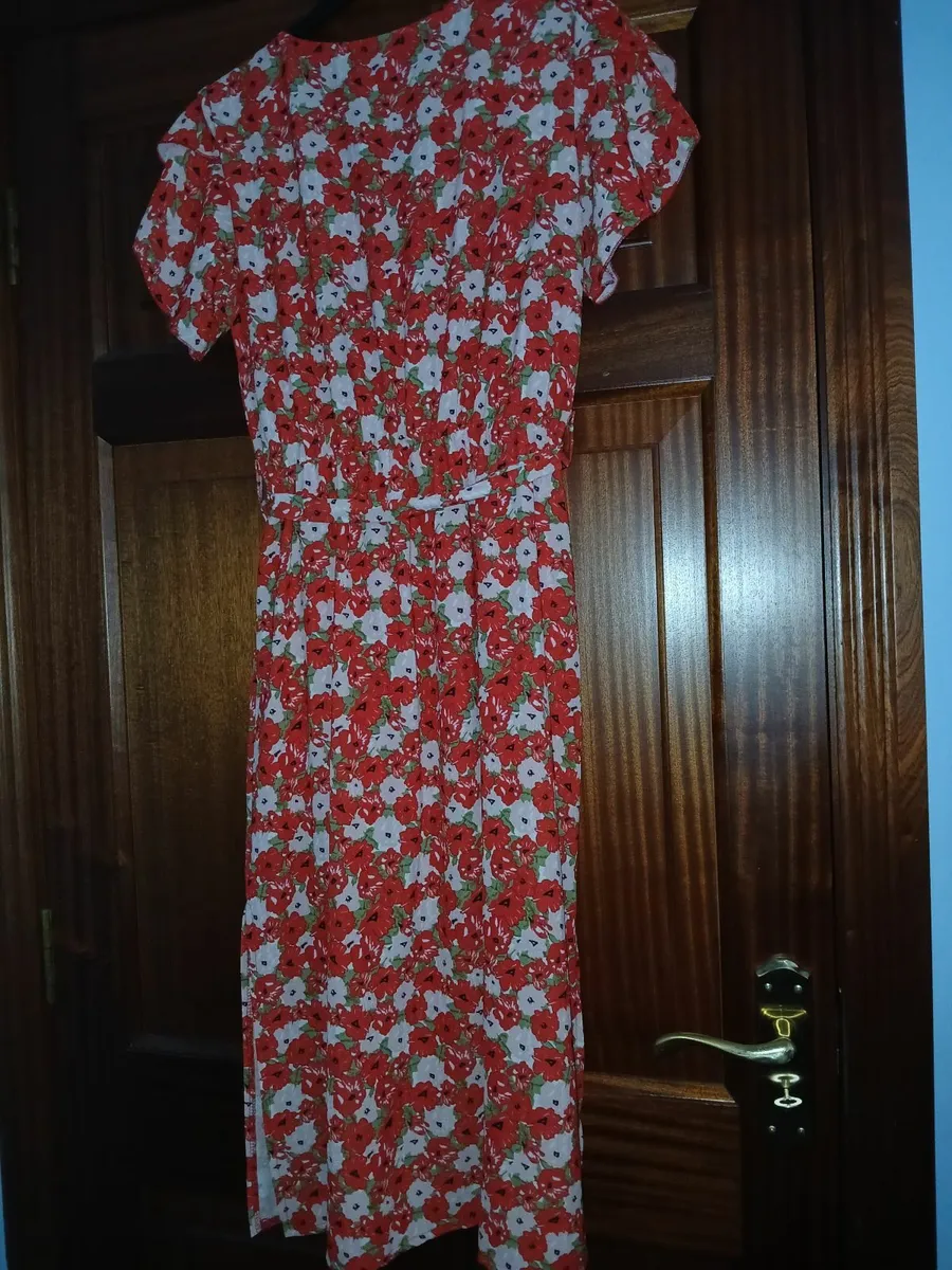Pala D'oro Dress Size S/M  Size 12 With Side Slits - Image 3