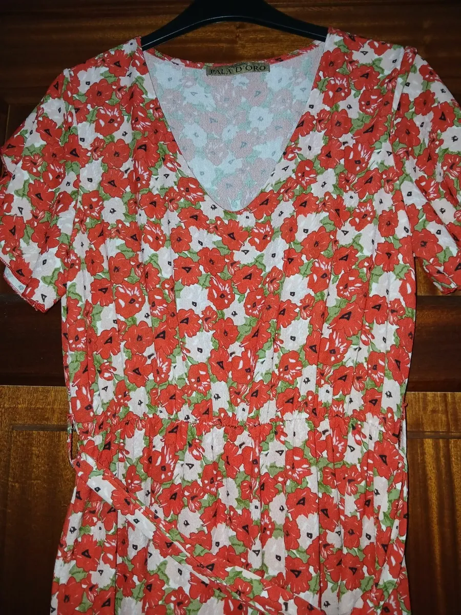 Pala D'oro Dress Size S/M  Size 12 With Side Slits - Image 4