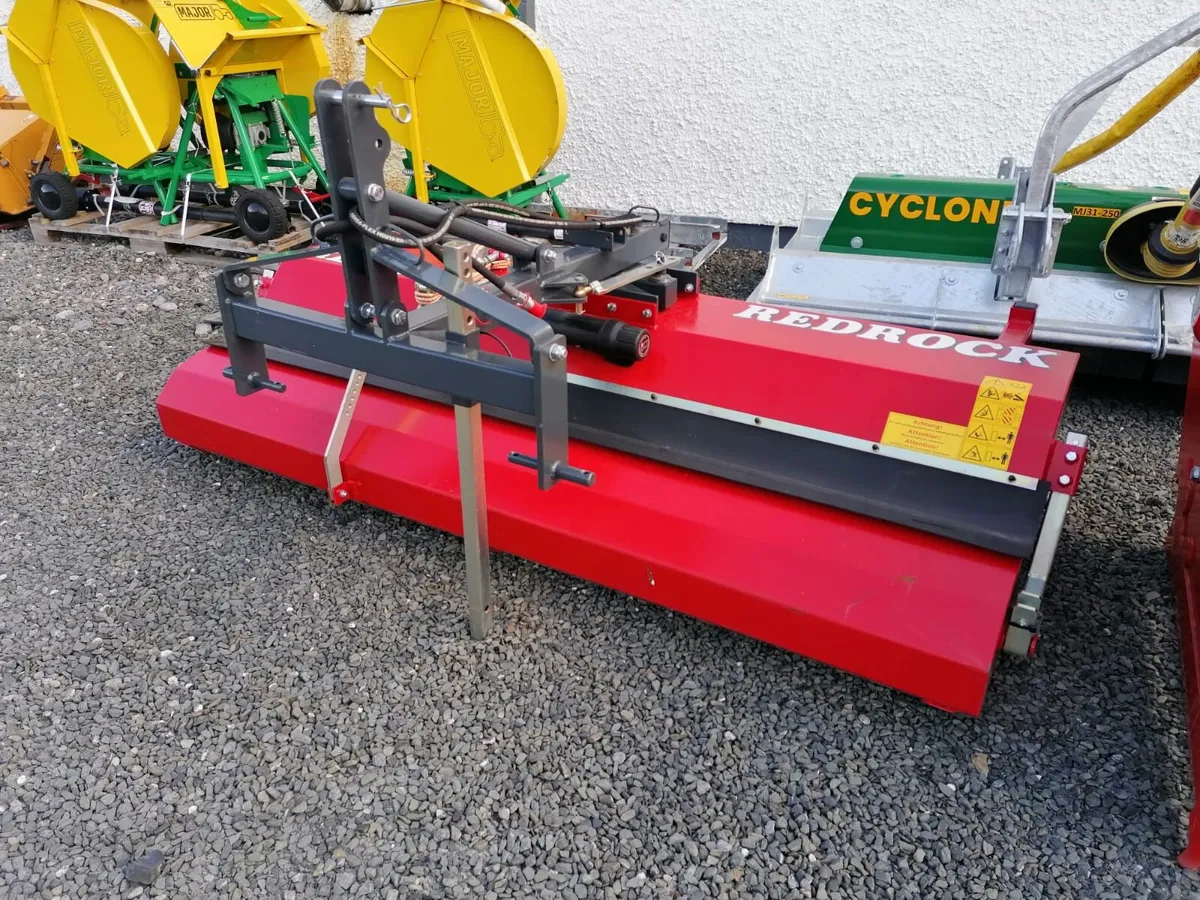 Redrock Road Sweepers🔺 Get Sweeping Today 🔺 - Image 3