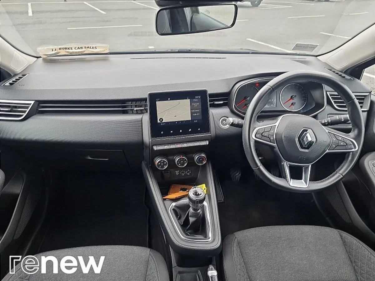 Renault Clio Iconic TCe 100 My19 - Image 2