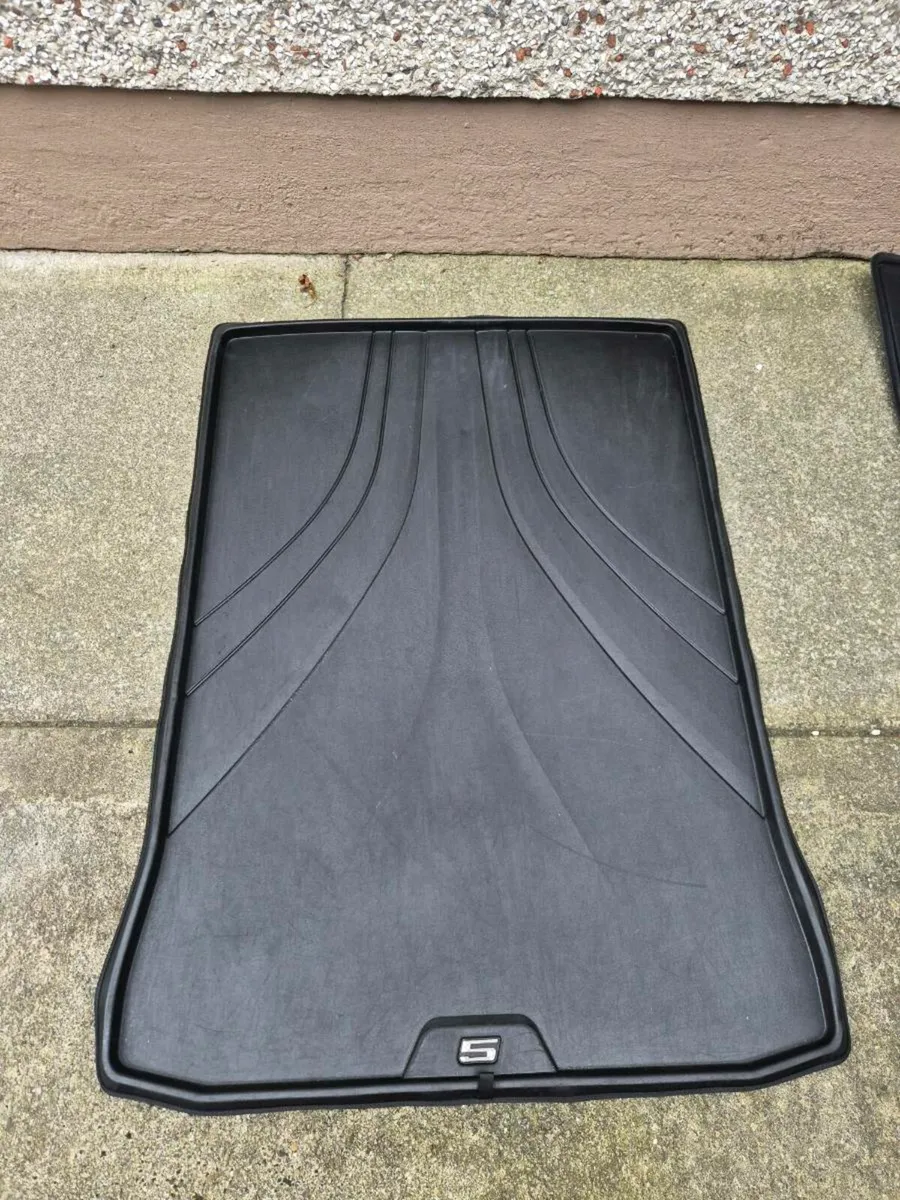 2023 BMW G30 LCI  M SPORT ALL WEATHER MATS - Image 3