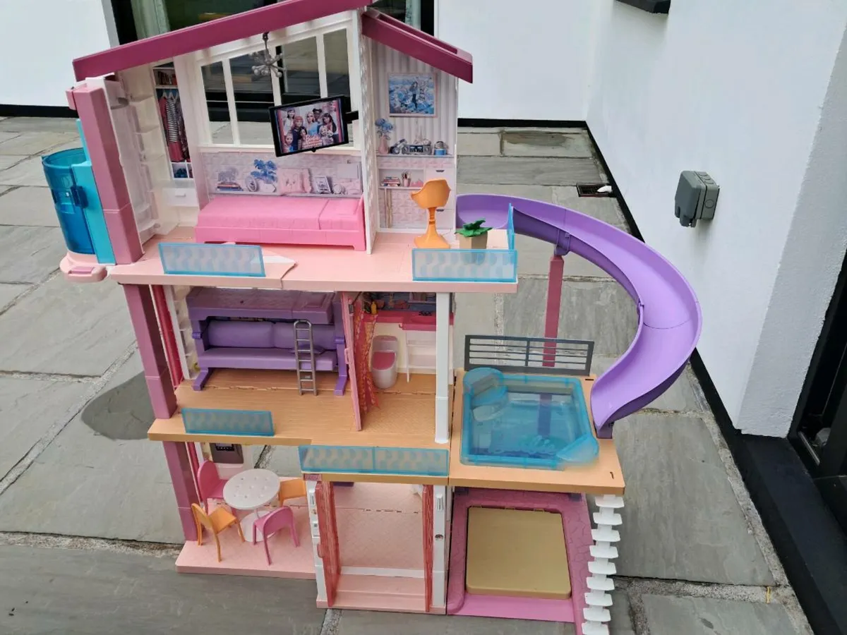 Barbie Dreamhouse - Image 1