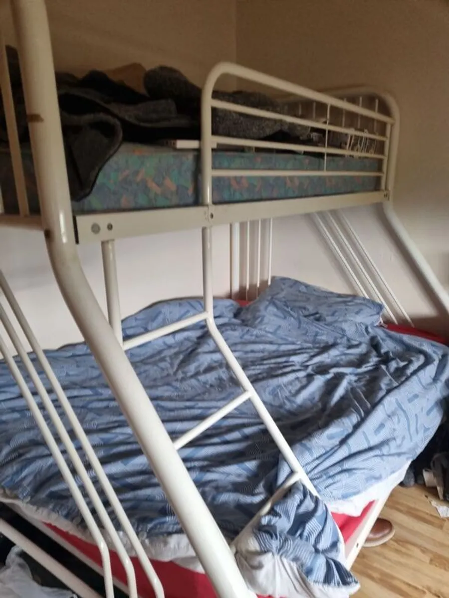 double / single bunk bed - Image 1