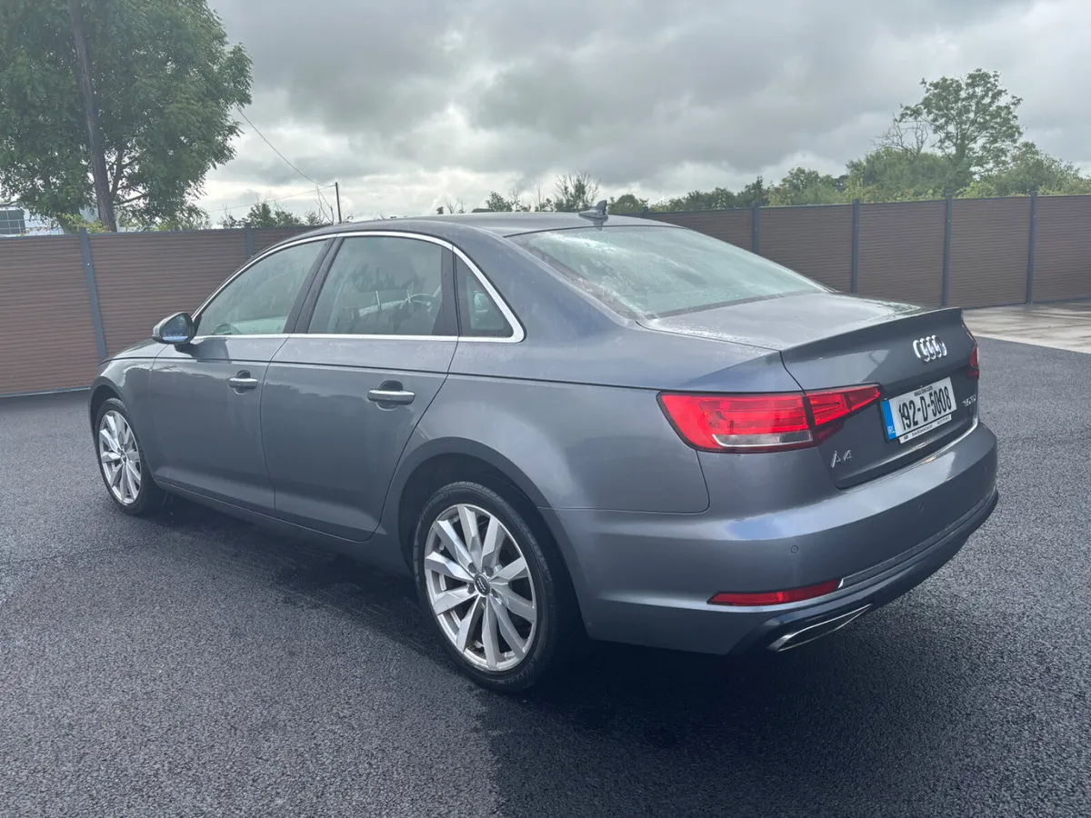 Audi A4 192 Automatic! - Image 2