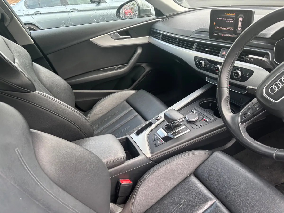 Audi A4 192 Automatic! - Image 3