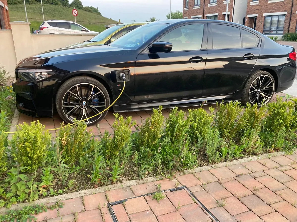 2019 (192) BMW 5-Series - 530e M Sport 288BHP - Image 3