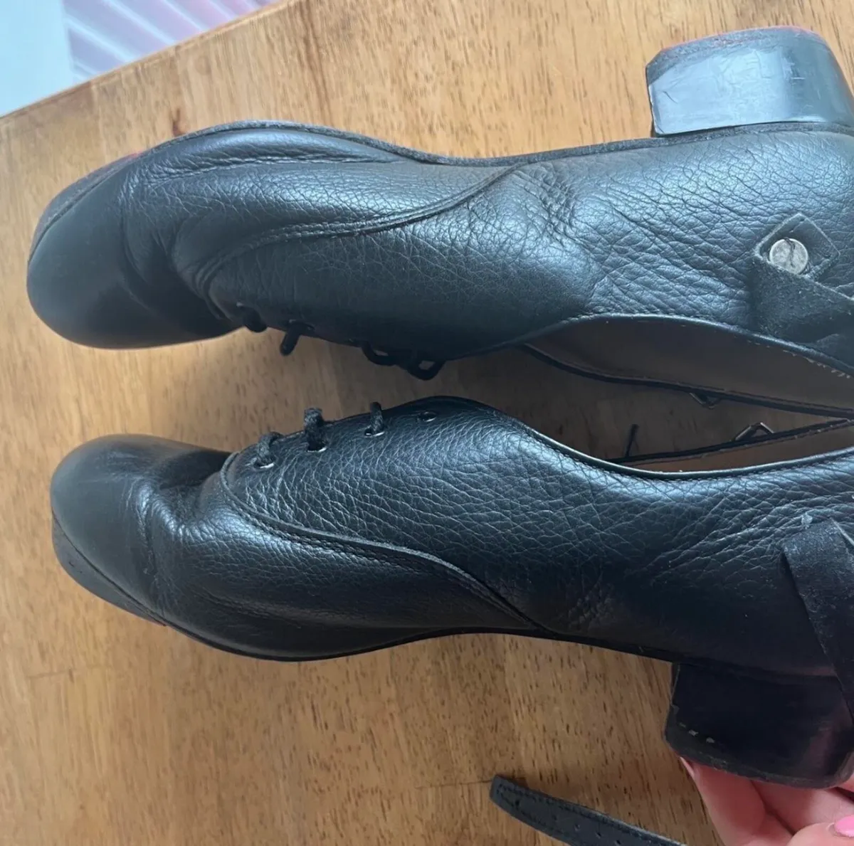 Irish dancing heavy shoes size 6 - Image 3