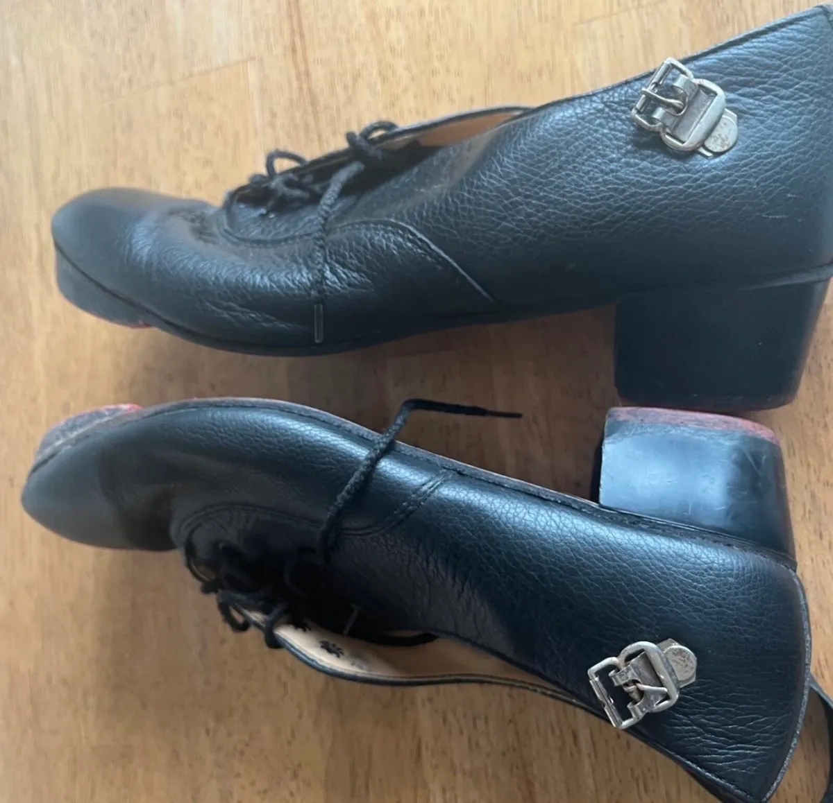 Irish dancing heavy shoes size 6 - Image 4