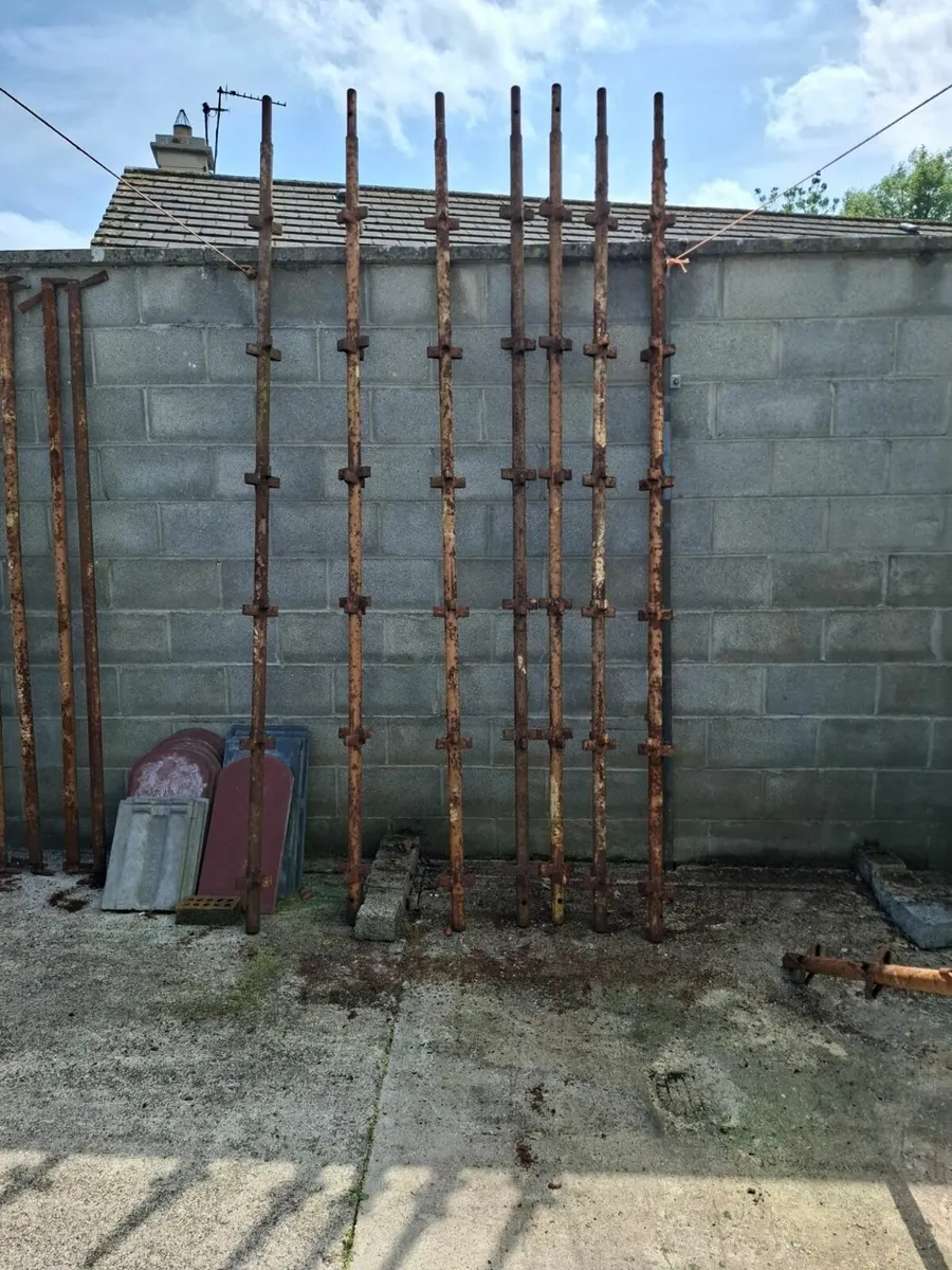 Scaffolding - Image 1