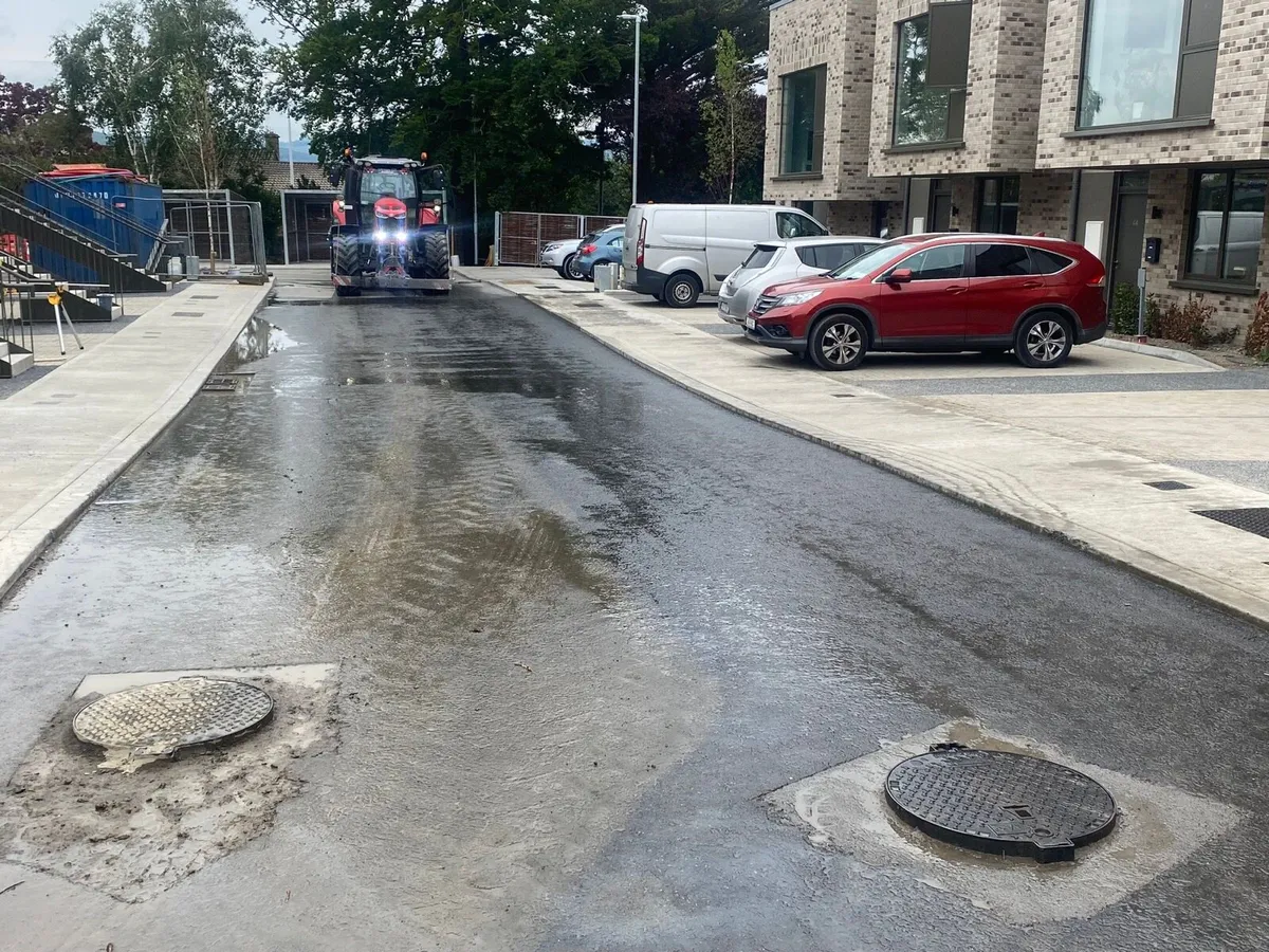 Road washer - Image 2